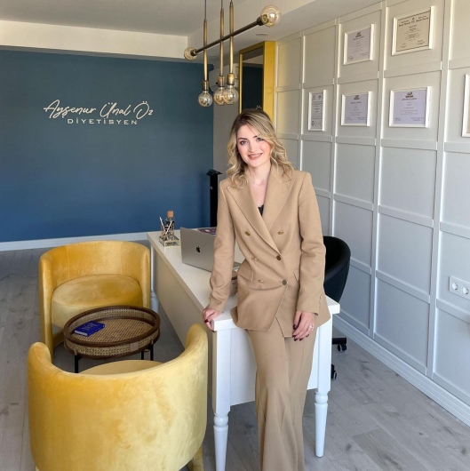 Ayşe Nur Ünal logo